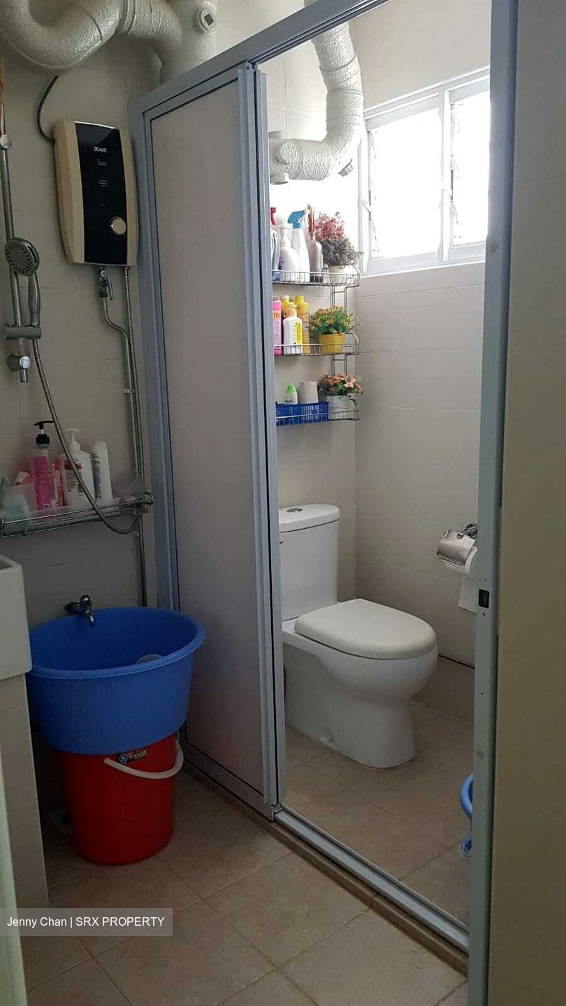 Blk 219A Jurong East Street 21 (Jurong East), HDB 5 Rooms #376356171